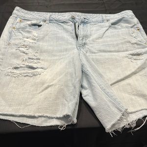 American Eagle women’s shorts size 18